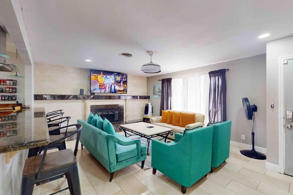 Villa Luxury /pool/spa/games/ 3 Mi Vegas Strip