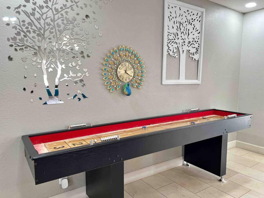 Luxury /pool/spa/games/ 3 Mi Vegas Strip Villa *