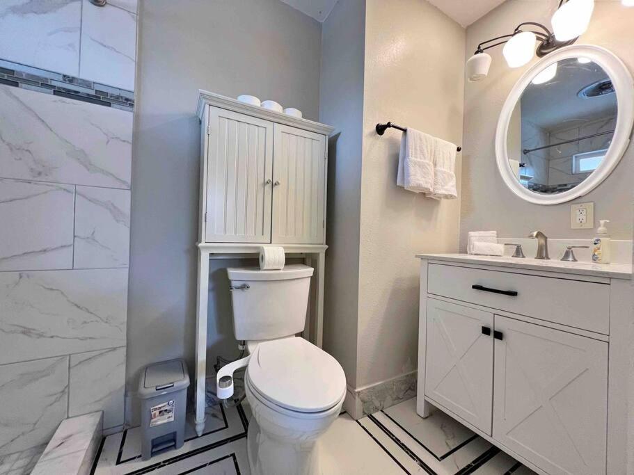 Luxury /pool/spa/games/ 3 Mi Vegas Strip Villa Las Vegas